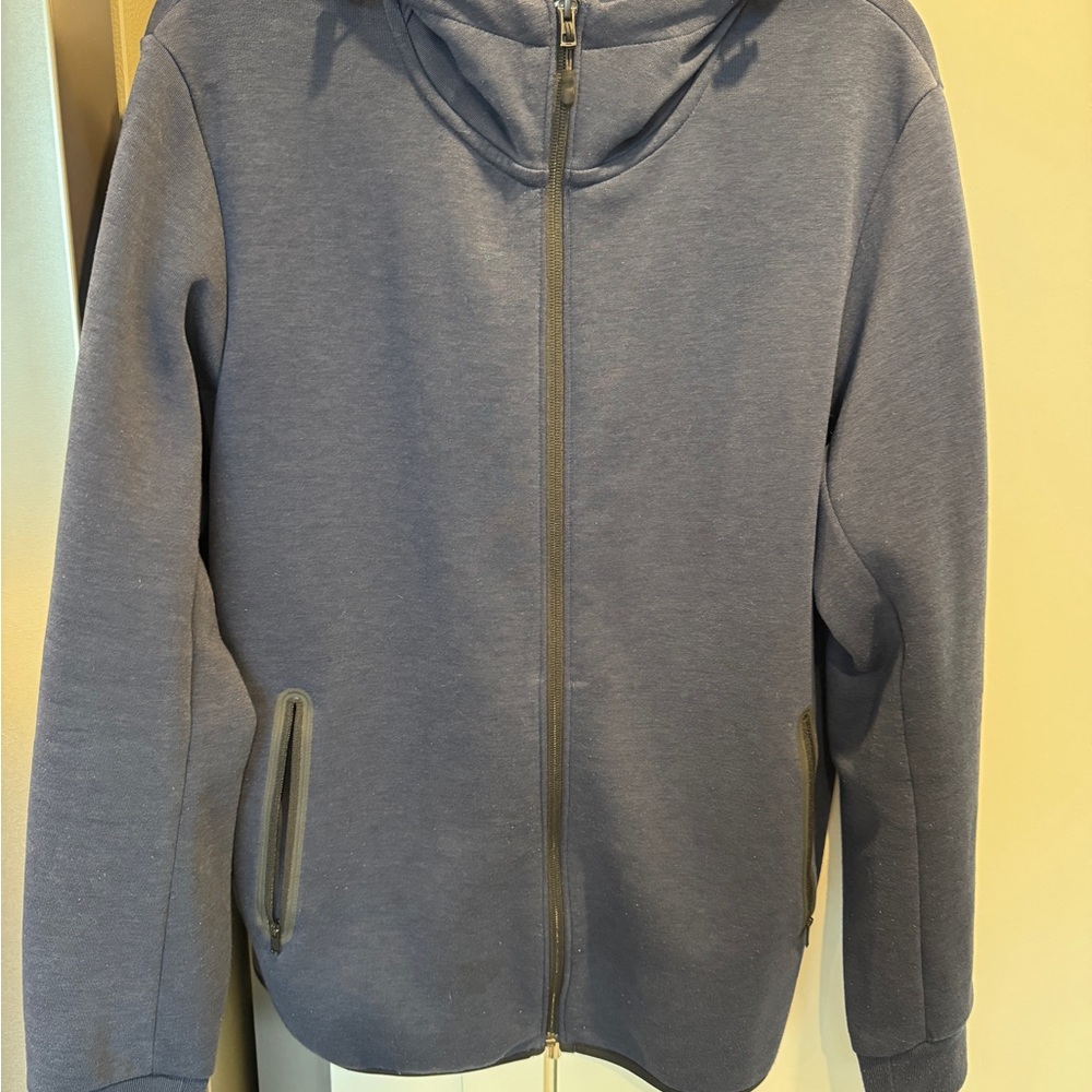 Uniqlo Men’s Navy Sweater